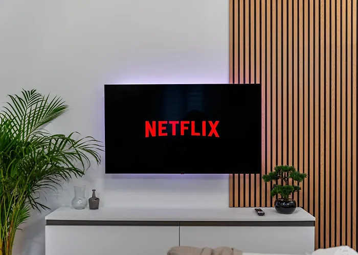 Martin'S Home - Historic Boutique Apartment With Free Parking, Fast Wi-Fi, Ac, Perfect For Couples & Business In Modena Center Apartment *