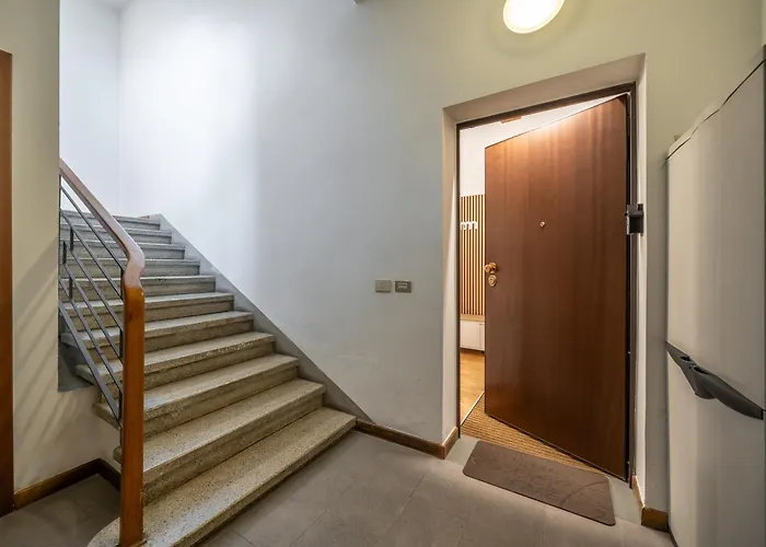 Martin'S Home - Historic Boutique Apartment With Free Parking, Fast Wi-Fi, Ac, Perfect For Couples & Business In Modena Center Apartment